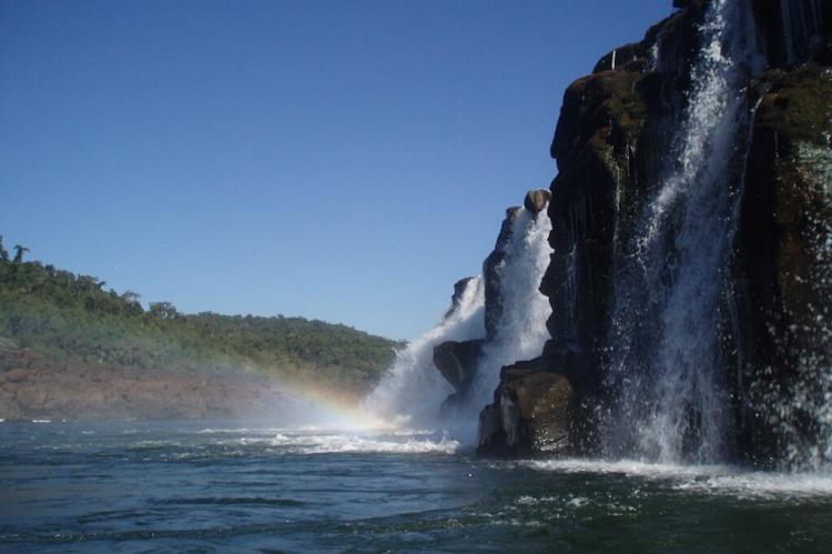 Moconá or Yucumã Falls, Argentina and Brazil