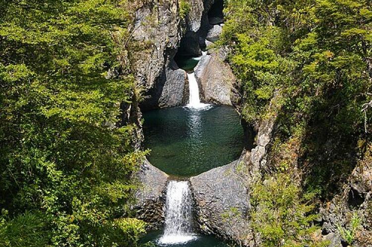 Parque Nacional Radal Siete Tazas, Chile